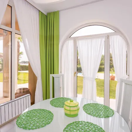Vizula By Interhome * Μεντουλίν