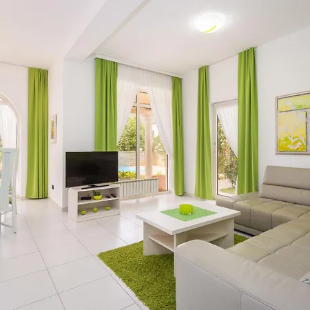 Vizula By Interhome Apartman