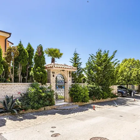 Vizula By Interhome Appartamento Medolino