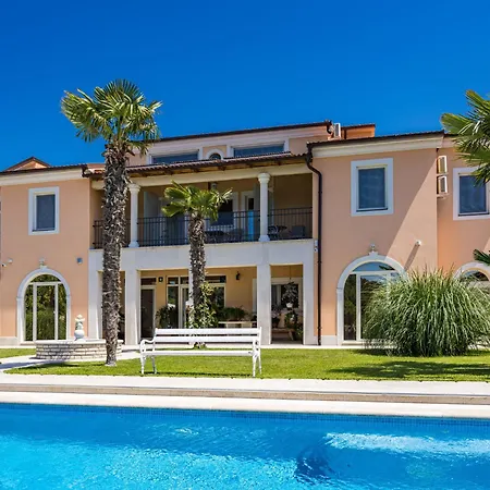 Appartamento Vizula By Interhome